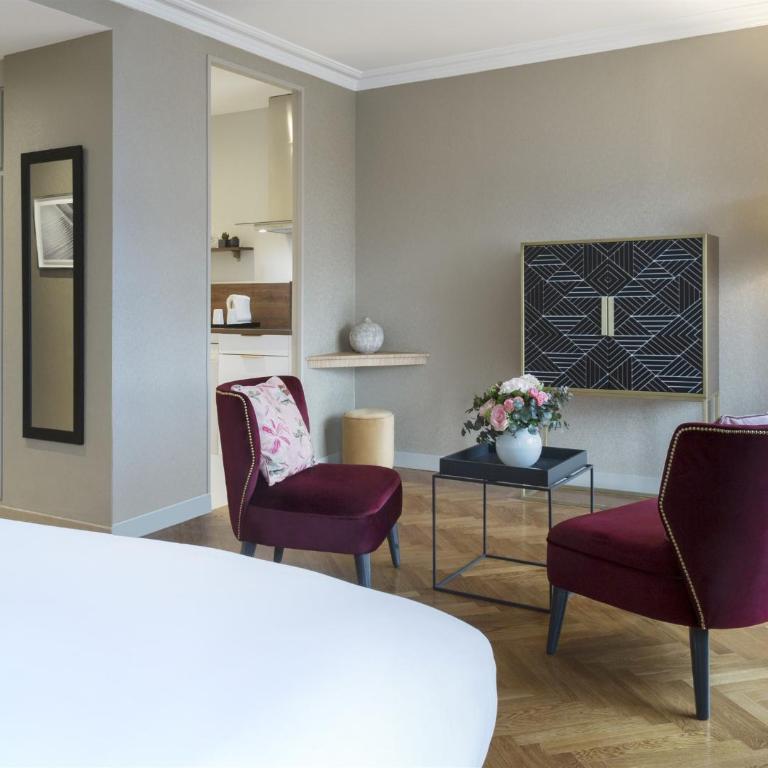 Warwick Reine Astrid - Lyon - Deluxe - 2