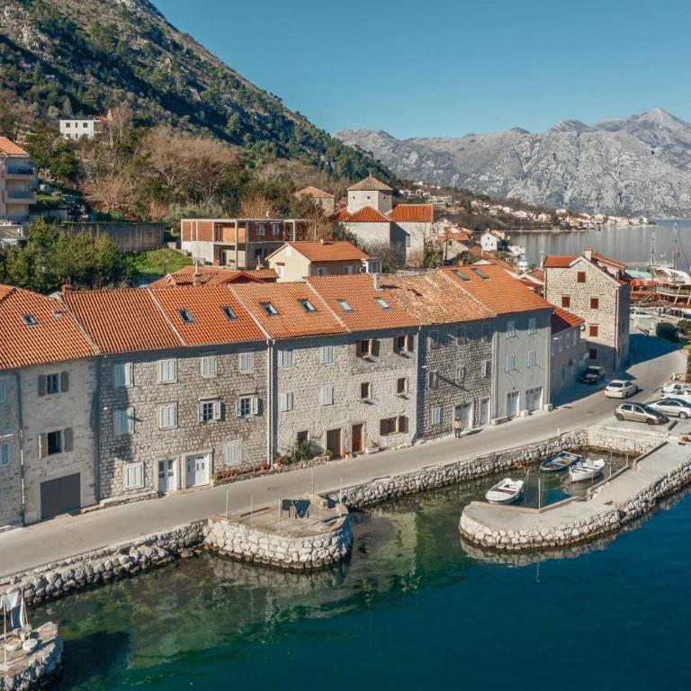 18th Century Villa in the UNESCO Bay of Kotor - Villa with Sea View - 1