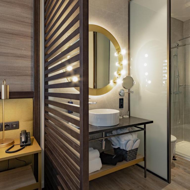 Pestana CR7 Gran Vía Madrid - Habitación Premium - 6