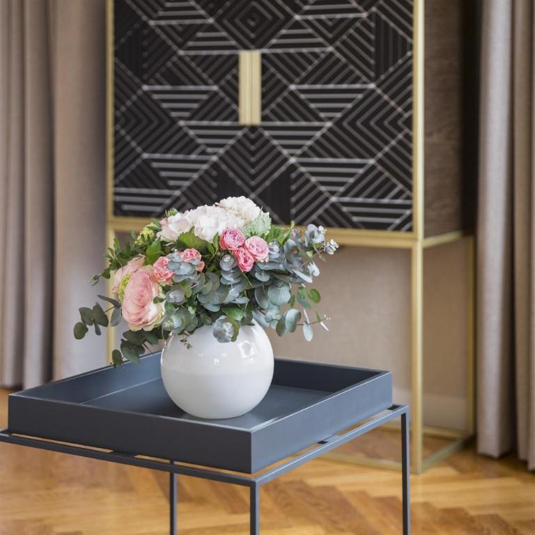 Warwick Reine Astrid - Lyon - Suite Executive - 6
