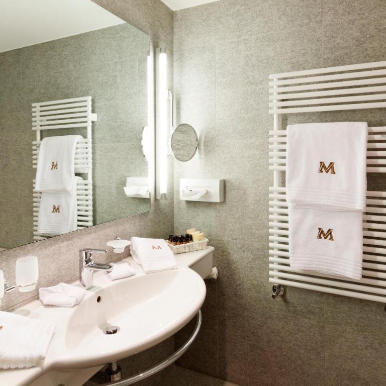 Art Boutique Hotel Monopol - Junior Suite - 4