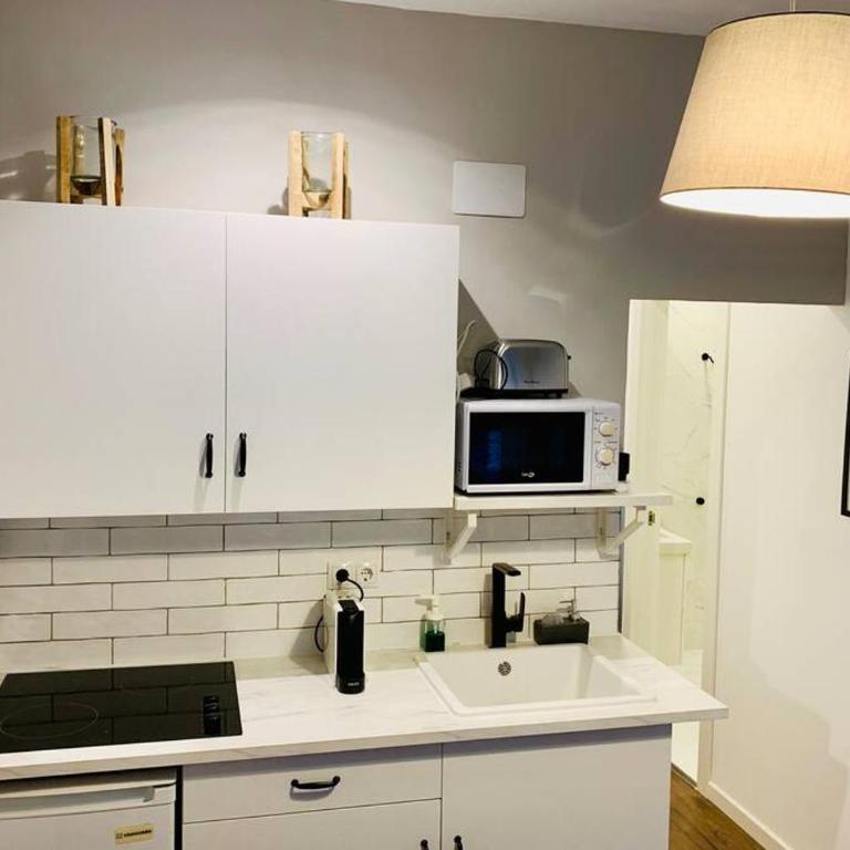 Begonia Studio 119 - Studio Apartment - 13
