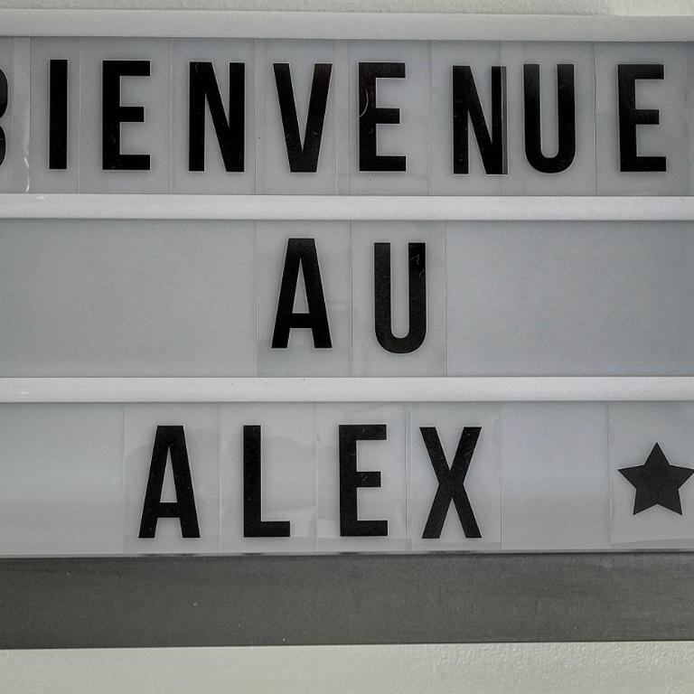 Le Alex - 800m des plages - extérieur - Verrière Côte d'Azur - Appartement 1 Chambre - 7