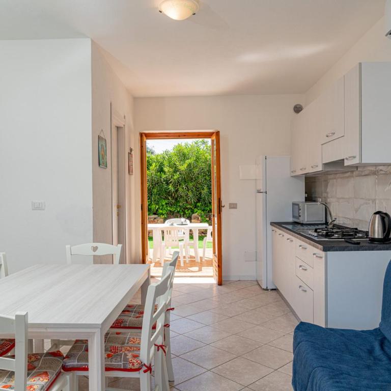 Appartamento Residenziale Trilocale 4 posti letto via Oristano - Two-Bedroom Townhouse - 8