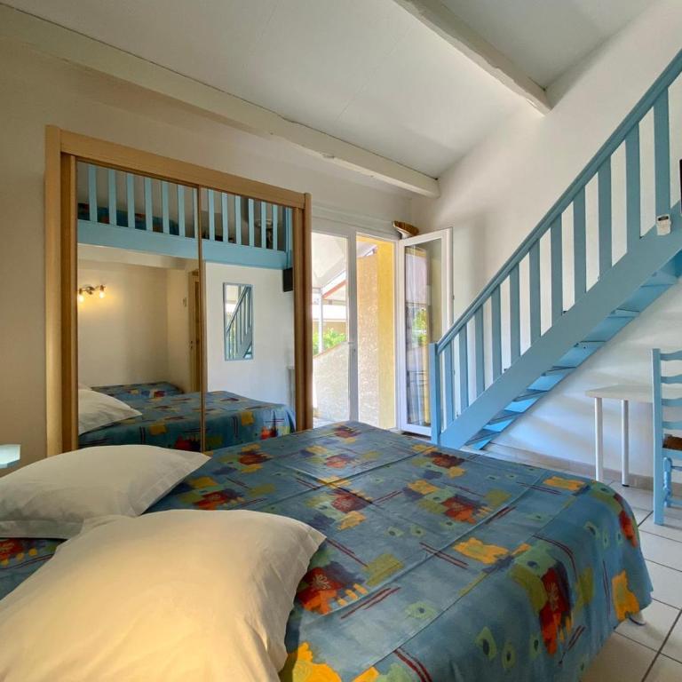 Hotel Myriam Vias Plage - Chambre Double avec Terrasse - 10