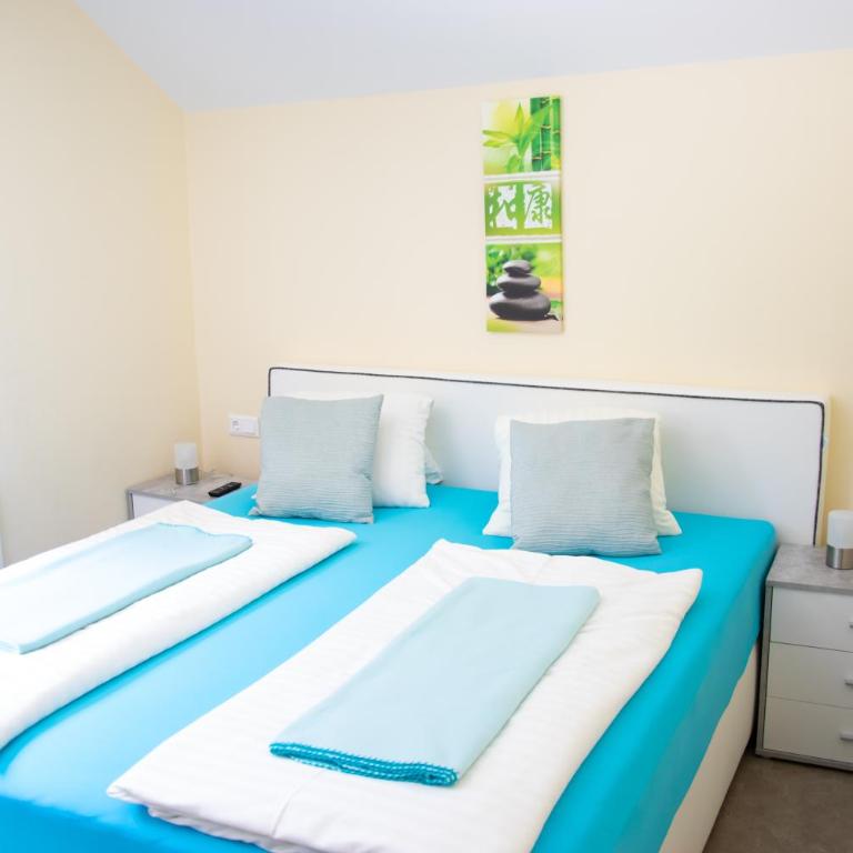 Strandhotel Burgstaller - Apartment mit 2 Schlafzimmern - 1