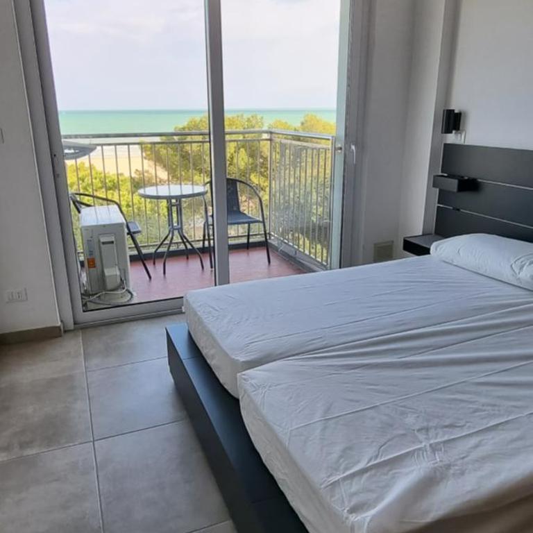 International Seaview Apartments - Studio with Sea View - 20