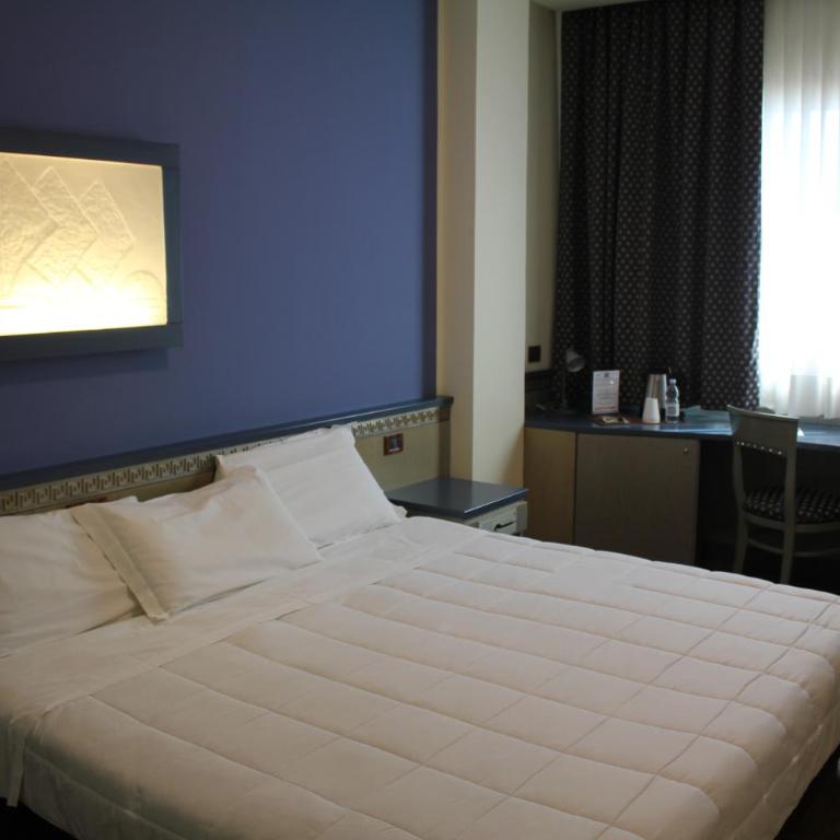 President Hotel Palermo - Camera Matrimoniale Standard - 1