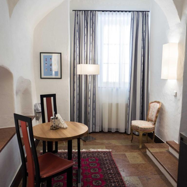 Altstadt Hotel Stadtkrug - Comfort Ferienwohnung (2 Gäste: 50 m², 3 Gäste: 60 m²) - 5