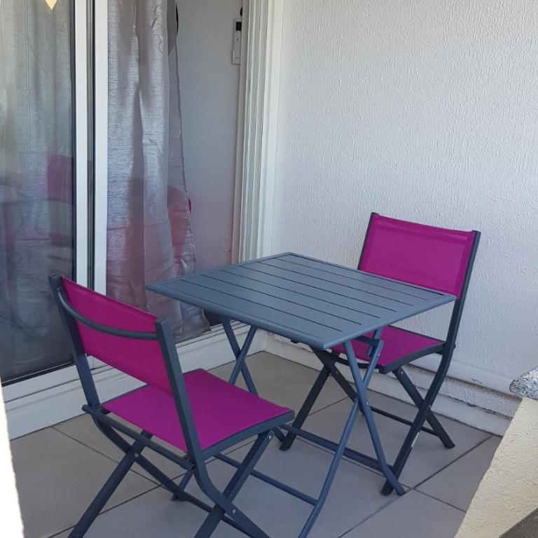 Studio Naturiste "LE CACTUS" Coursives Port Nature 614 - Studio - Vue sur Mer - 6