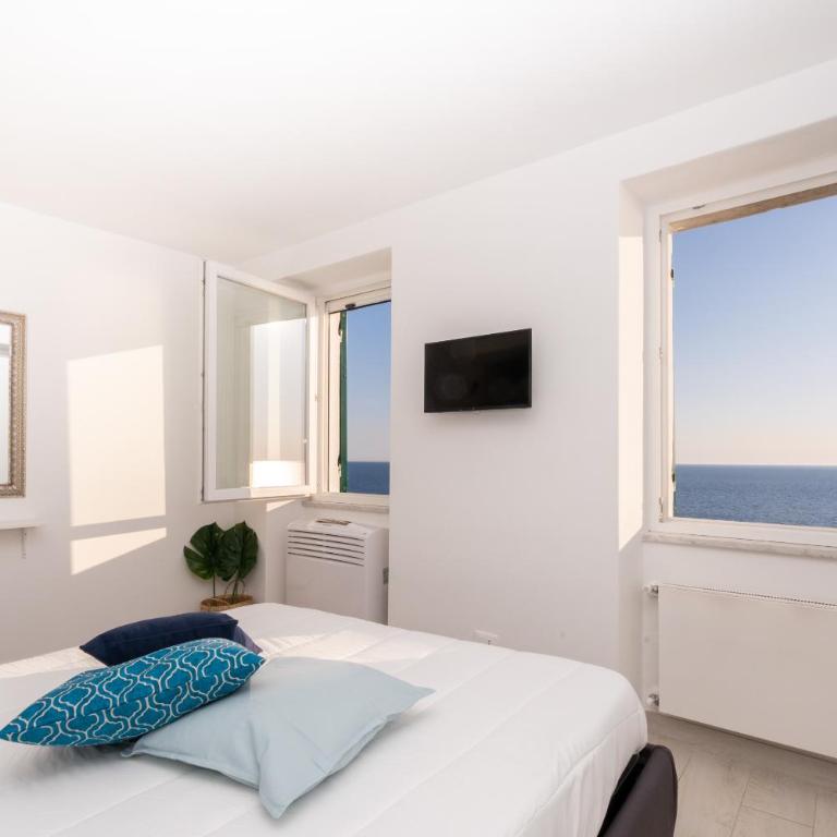 Lucy's House - Apartment with Sea View - 11