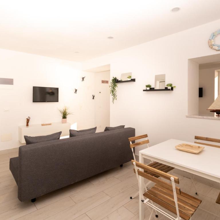 Lucy's House - Apartment with Sea View - 16