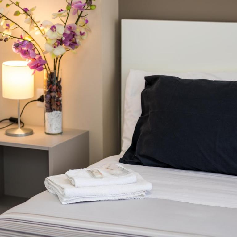 Ambasciatori B&B - Double Room with Private Bathroom - 2