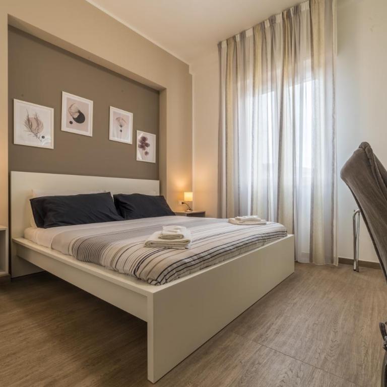 Ambasciatori B&B - Double Room with Private Bathroom - 1