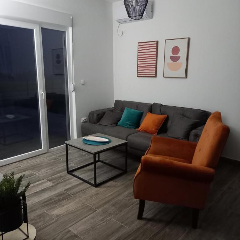 Apartman Nikocevic 2 - Two-Bedroom Villa - 32