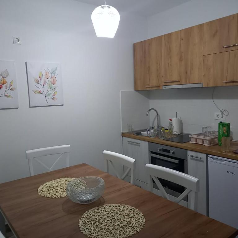 Apartman Nikocevic 2 - Two-Bedroom Villa - 33