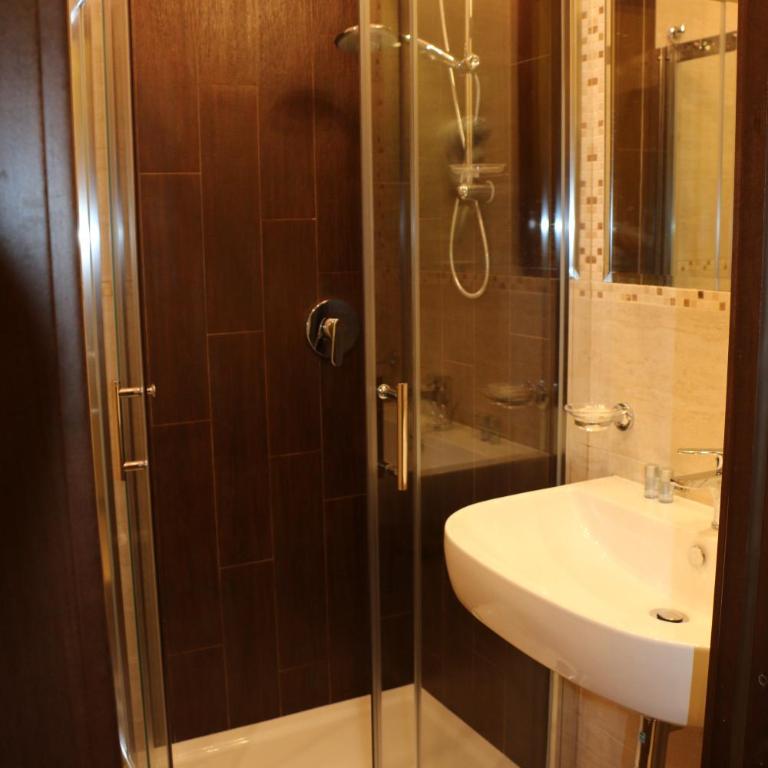 Excellence Suite - Camera Matrimoniale - 2