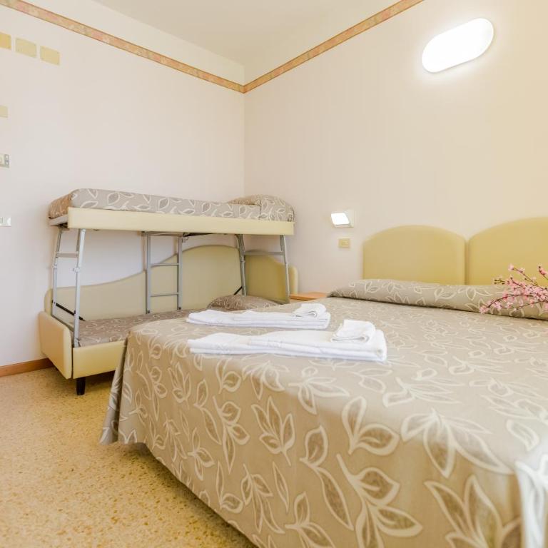 Hotel Bagli - Camera Quadrupla - 5