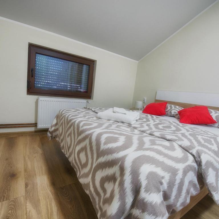 Vila Chess - Deluks Soba s Bračnim Krevetom i Pomoćnim Ležajem - 20