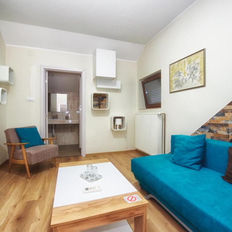 Vila Chess - Deluks Soba s Bračnim Krevetom i Pomoćnim Ležajem - 21