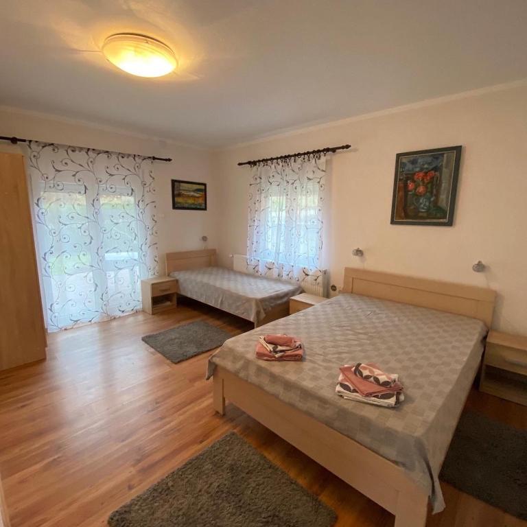 Ozrenska bašta apartmani - Family Junior Suite - 6