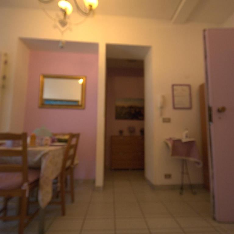B&B Vittorio Emanuele - Camera Matrimoniale con Bagno Privato Esterno - 19