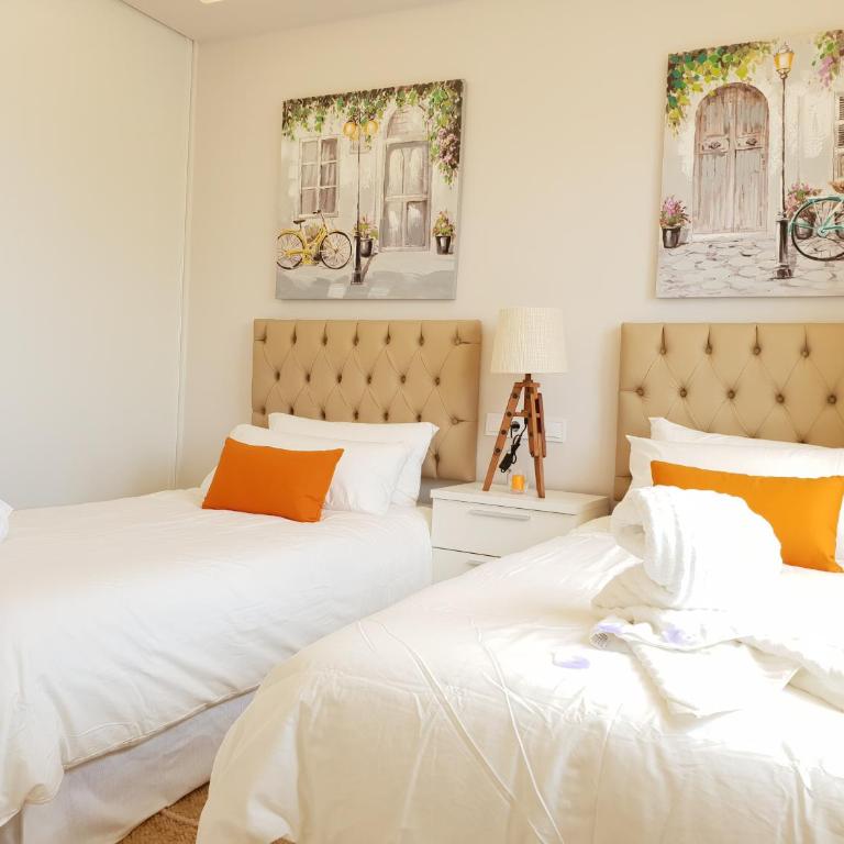 FANTASTIC APARTMENT IN FRONT OF THE SEA & MARINA - Apartamento de 2 dormitorios - 22