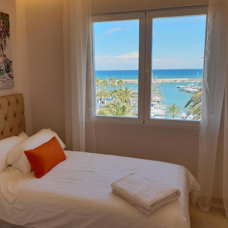 FANTASTIC APARTMENT IN FRONT OF THE SEA & MARINA - Apartamento de 2 dormitorios - 23