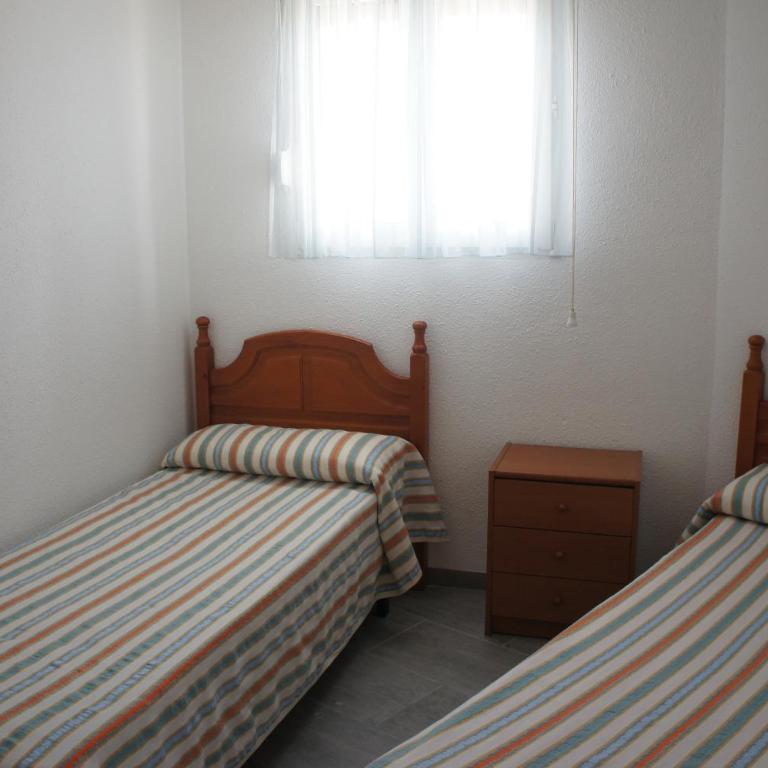 Apartamento dos dormitorios, primera línea y aire acondicionado - Apartamento con vistas al mar - 8