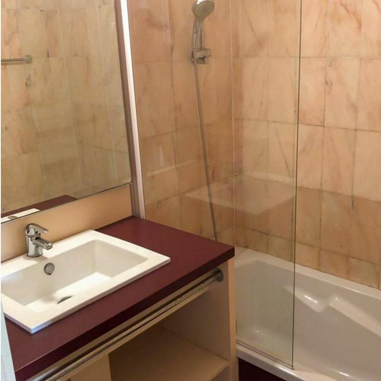 Charmante maison avec piscine - Maison 2 Chambres - 23
