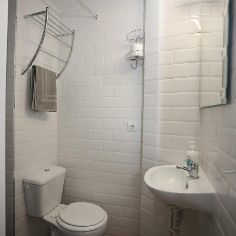 Apartamentos Navas GAM - Apartment with Terrace - 9