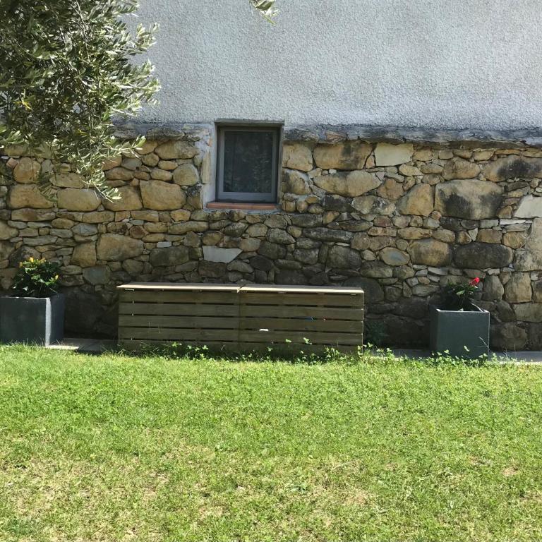 GuestHouse Du Moulin (logement neuf) - Chambre Double - Vue sur Jardin - 17