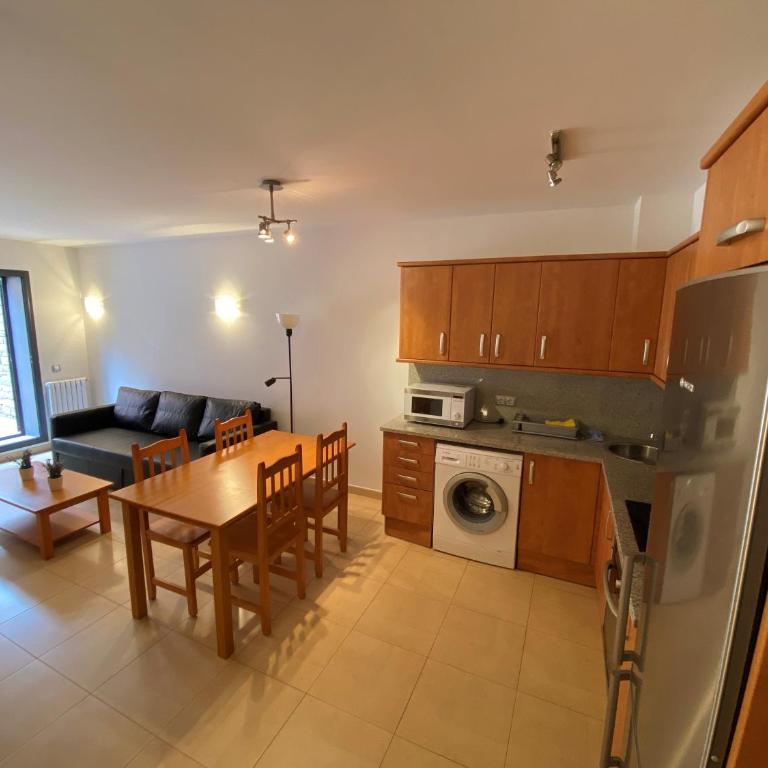 Residencial Sol i Ski 23 4p Ransol El Tarter Zona Grandvalira - Appartement 1 Chambre - 3