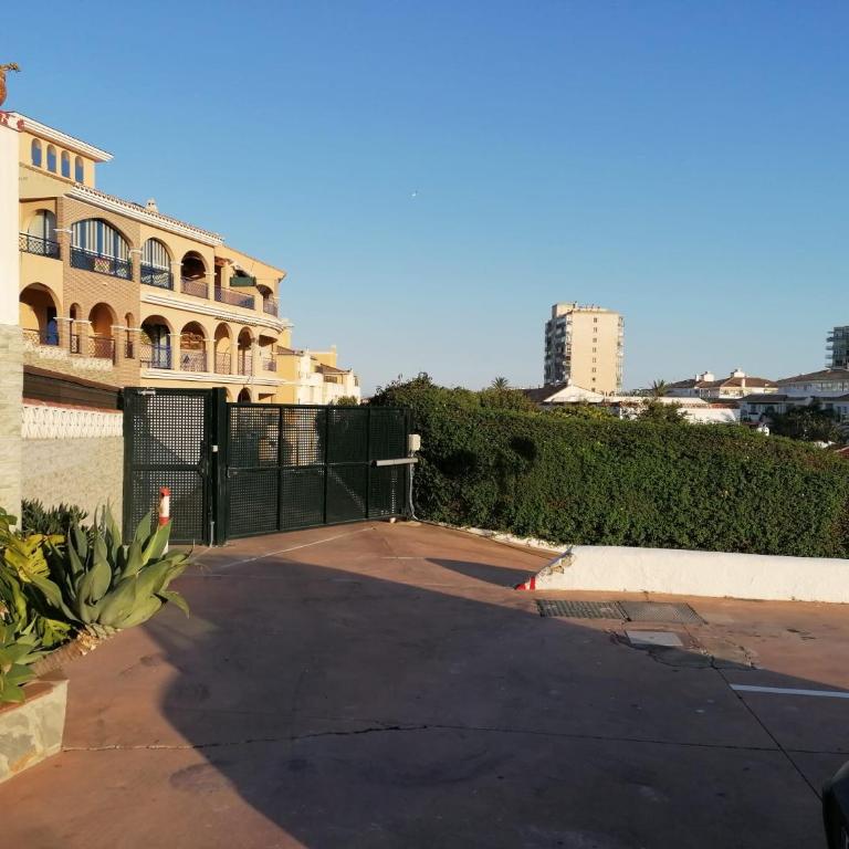 Apartamento en la playa con piscina - Apartamento de 2 dormitorios - 24
