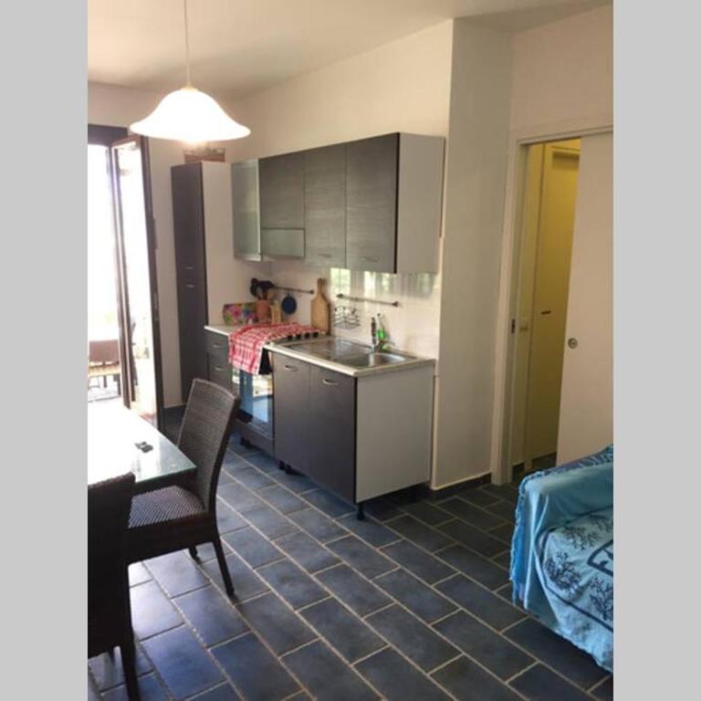 Vacanze isolane - Appartamento con 2 Camere da Letto - 7