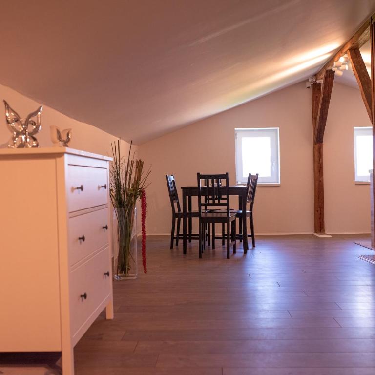 CLAUS RESCH APPARTEMENTS - E-Bike, Wandern, Minigolf, Familie, Urlaub an der Weinstraße - Appartement 2 Chambres - 12