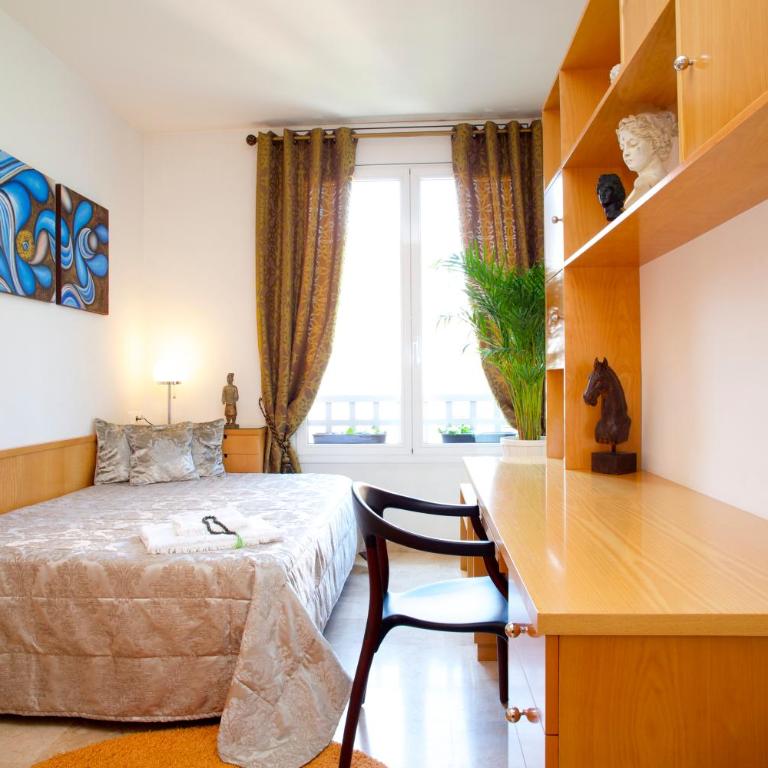 Lux Apartments Barcelona - Luxury Suite with Terrace - Gothic Quarter - 17