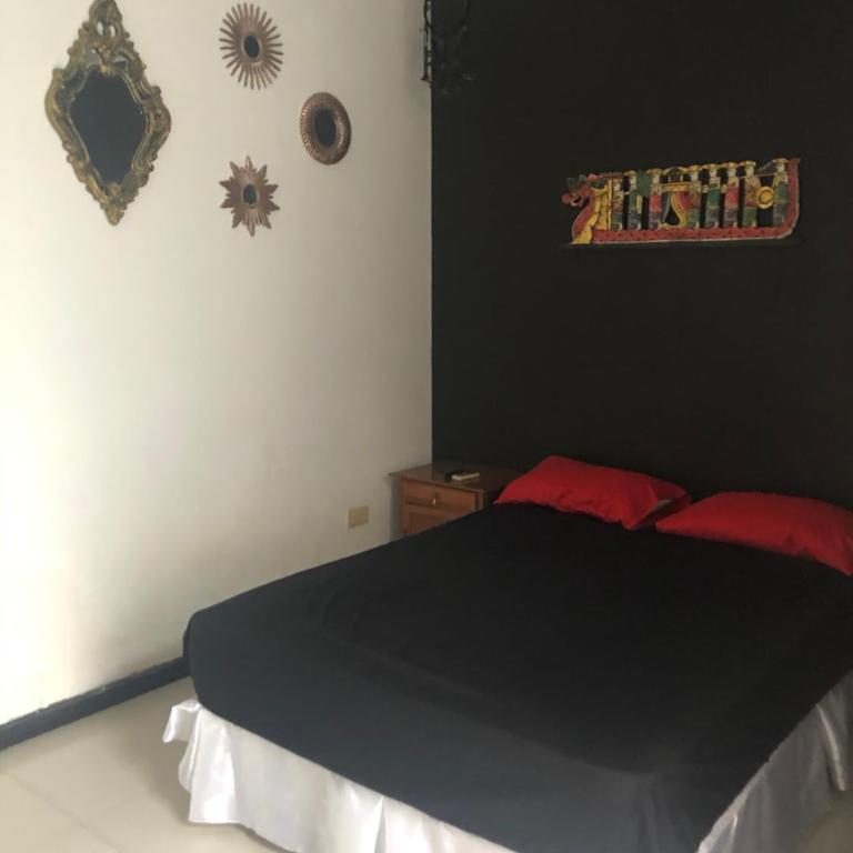 Bardot Hostel - Quadruple Room with Private Bathroom - 1