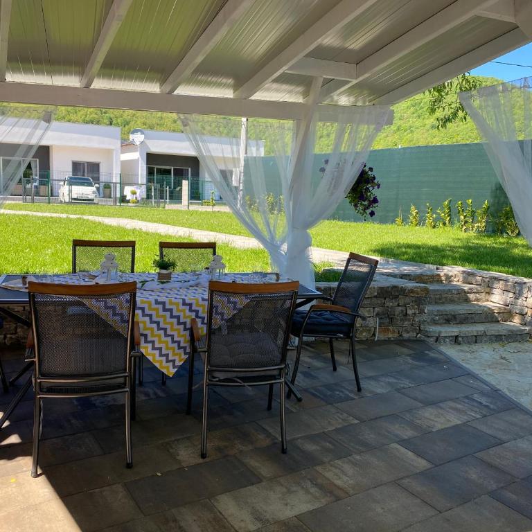 River Luxury House - Three-Bedroom Villa - 45