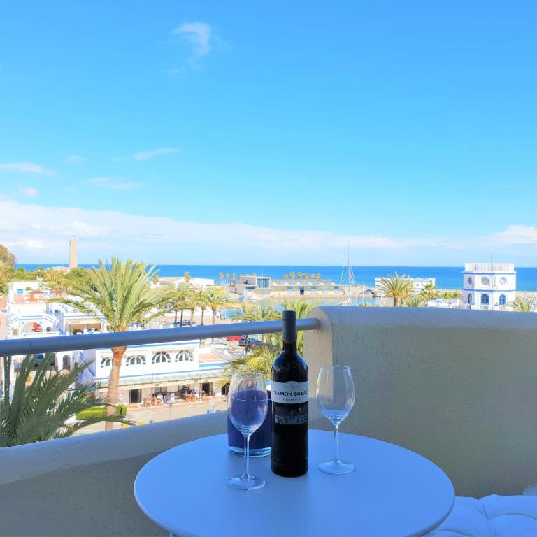 FANTASTIC APARTMENT B IN FRONT OF THE SEA & MARINA - Apartamento de 2 dormitorios - 14