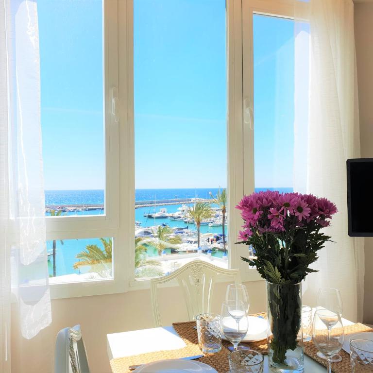 FANTASTIC APARTMENT B IN FRONT OF THE SEA & MARINA - Apartamento de 2 dormitorios - 6