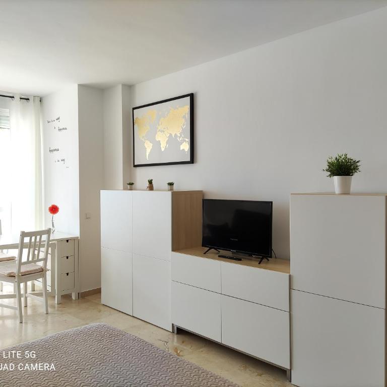 NUEVO Roca Chica, Primera Línea Playa,Torremolinos - Estudio - 5