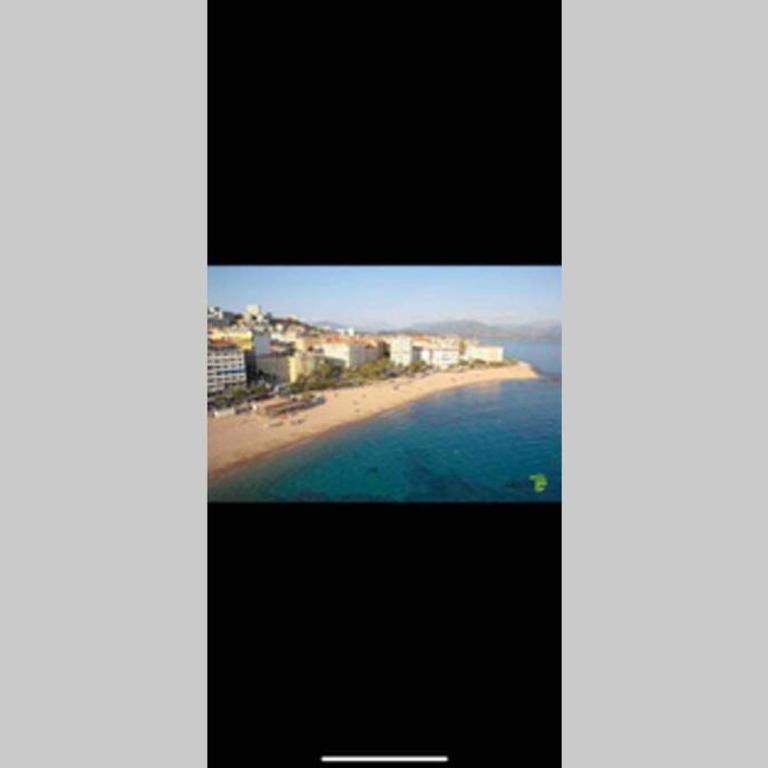 Ajaccio magnifique T2 neuf 40m2 avec balcon au Trottel 4 couchages wifi Clim parking plage à pieds 100m - Apartment mit 1 Schlafzimmer - 43