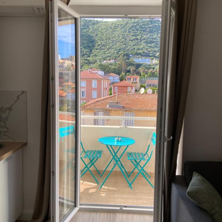 Ajaccio magnifique T2 neuf 40m2 avec balcon au Trottel 4 couchages wifi Clim parking plage à pieds 100m - Apartment mit 1 Schlafzimmer - 6