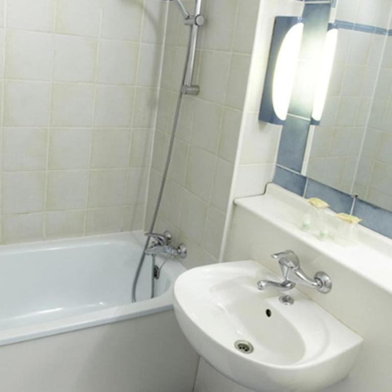 Campanile Calais - Chambre Double - 5