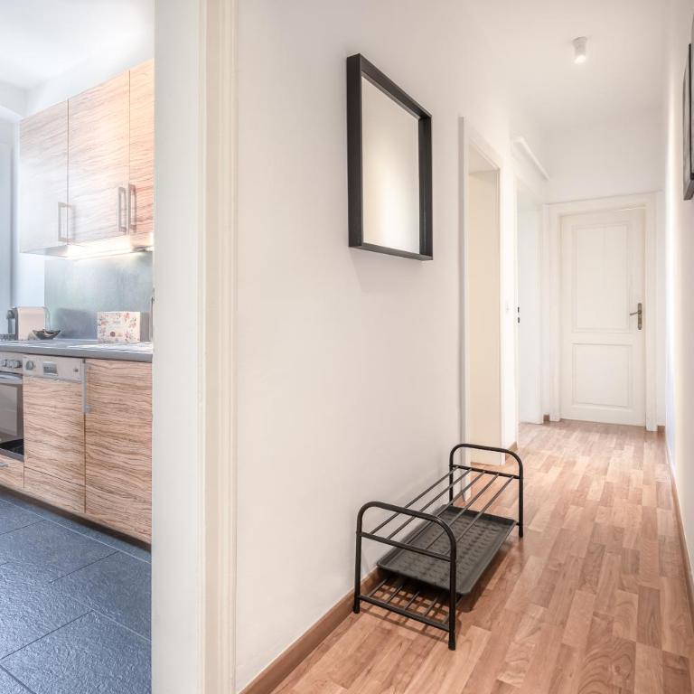 InnsbruckHomes at Botanical Garden - Two-Bedroom Apartment Top1 - 2