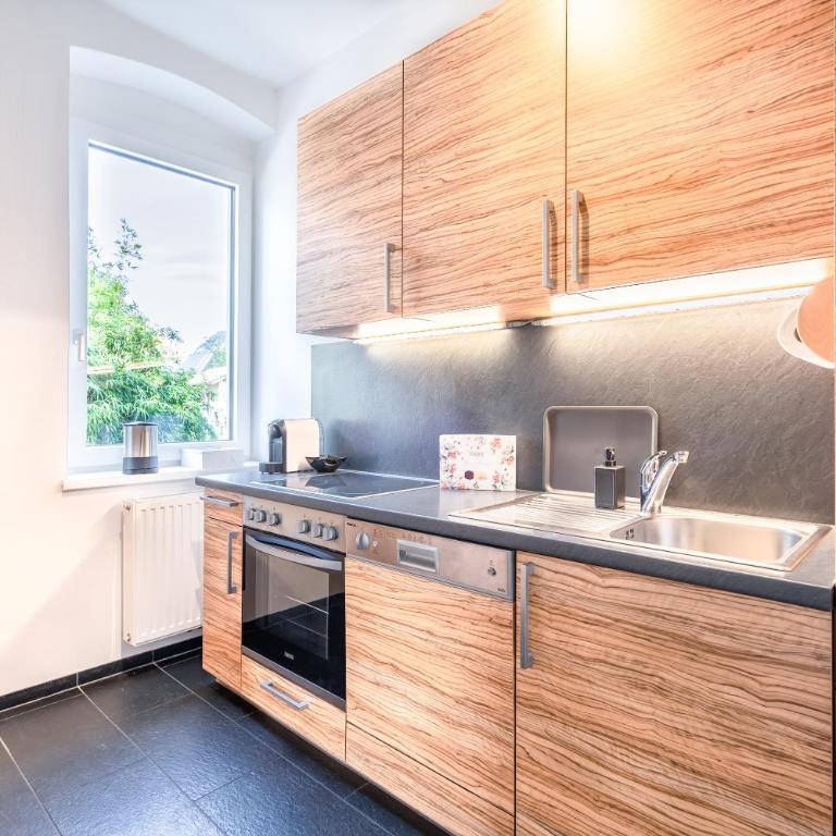 InnsbruckHomes at Botanical Garden - Two-Bedroom Apartment Top1 - 6