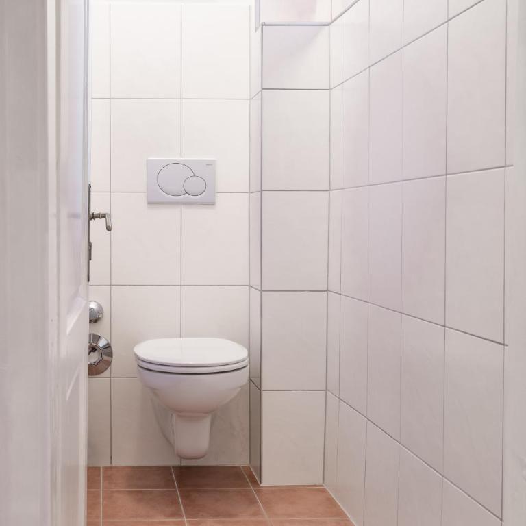InnsbruckHomes at Botanical Garden - Two-Bedroom Apartment Top1 - 7