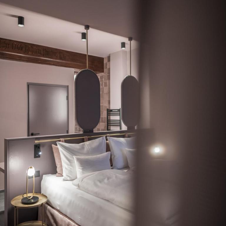 Altstadthotel Weisses Kreuz - Großes Doppelzimmer - 5