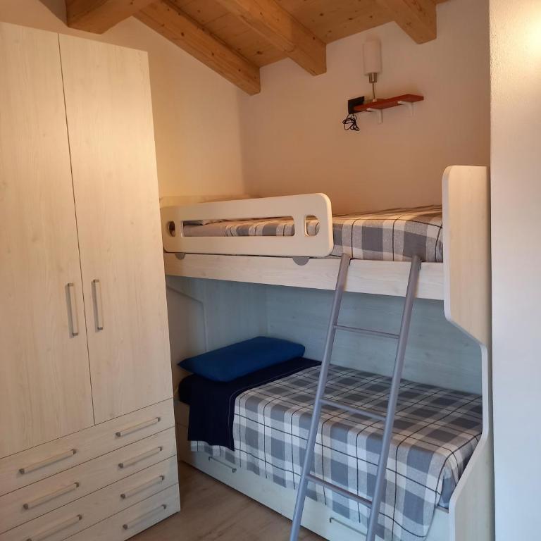 Casa Al.Ma - Appartamento con 2 Camere da Letto - 59